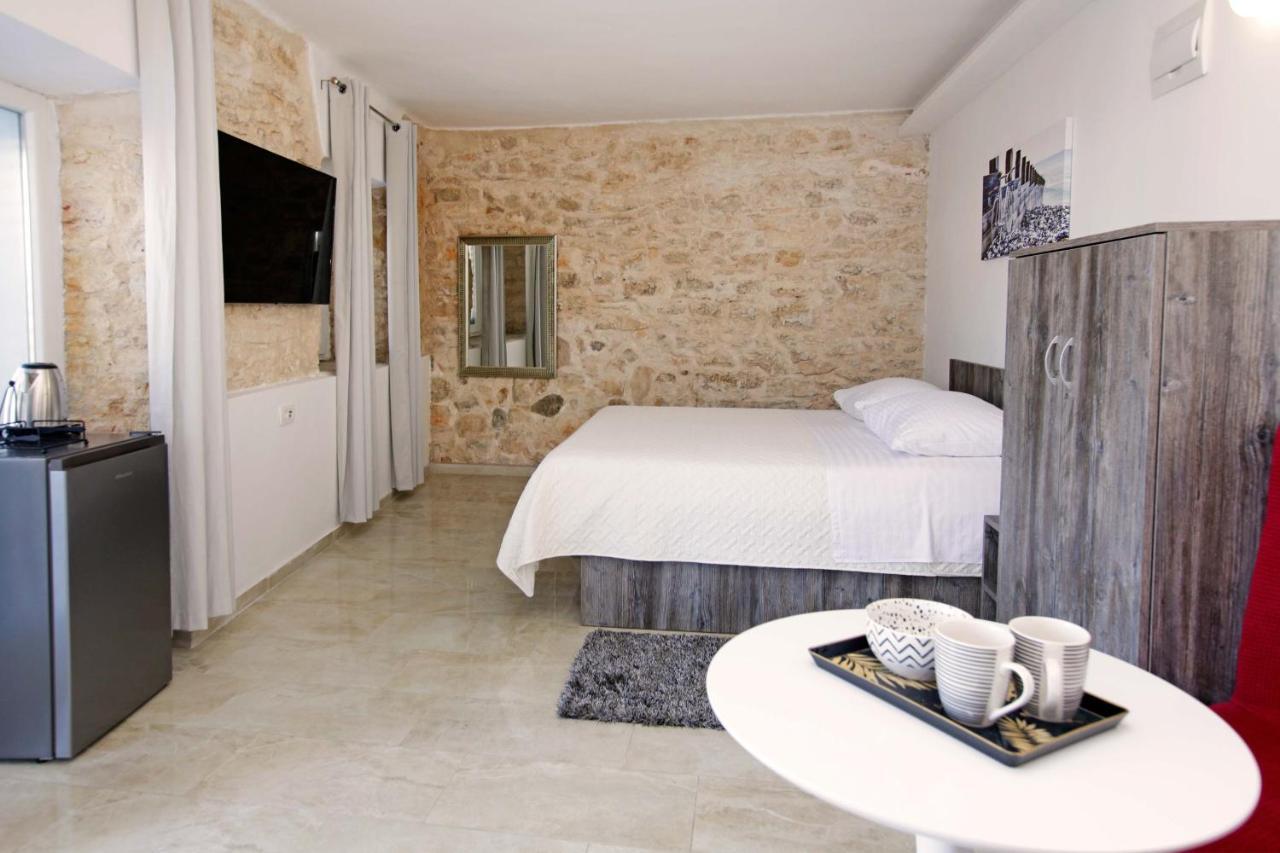 Luxory D-Rooms Vela Luka Eksteriør bilde